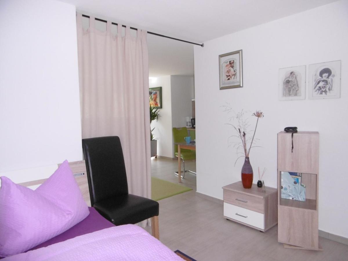 Ferienwohnungen Moritz Riechheim Ngoại thất bức ảnh